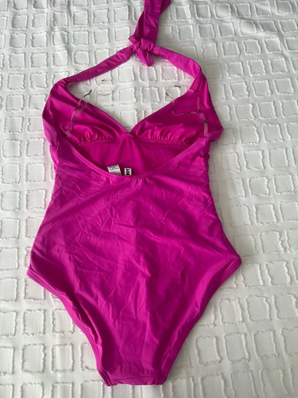 DKNY Women's Ruched Halter One piece Swimsuit Pink Size M Sani pad intact NWOT - Picture 3 of 5